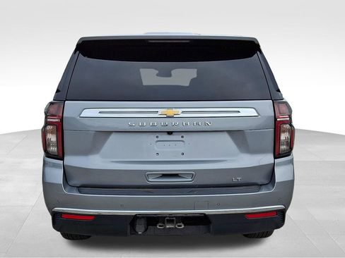 Certified 2024 Chevrolet Suburban LT image 5