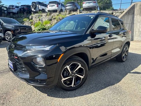 Used 2022 Chevrolet TrailBlazer RS AWD/4WD image 2