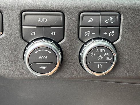 New 2025 GMC Sierra 1500 SLT w/ SLT Premium Plus Package image 12