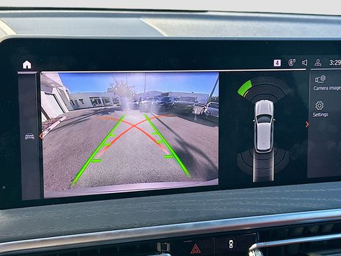 Used 2024 BMW X3 sDrive30i w/ Premium Package image 15