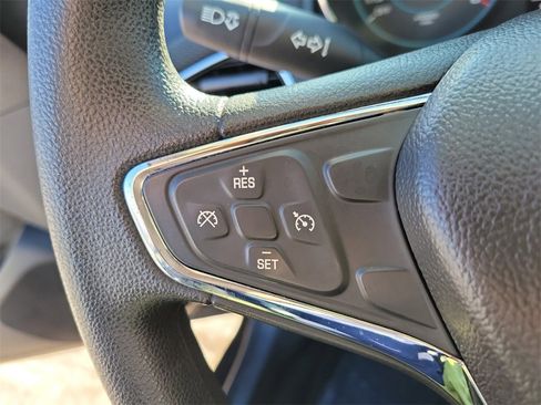 Used 2018 Chevrolet Cruze LT image 21