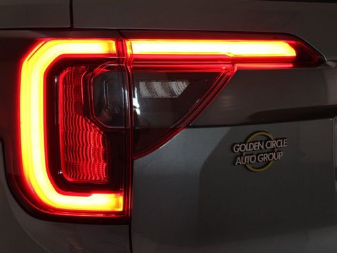 Used 2023 GMC Acadia AT4 w/ Preferred Package image 63