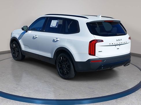 Used 2022 Kia Telluride EX w/ EX Premium Package AWD/4WD image 7