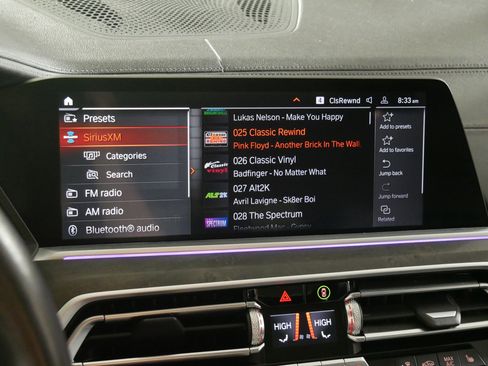 Used 2022 BMW X5 xDrive40i w/ Premium Package image 22