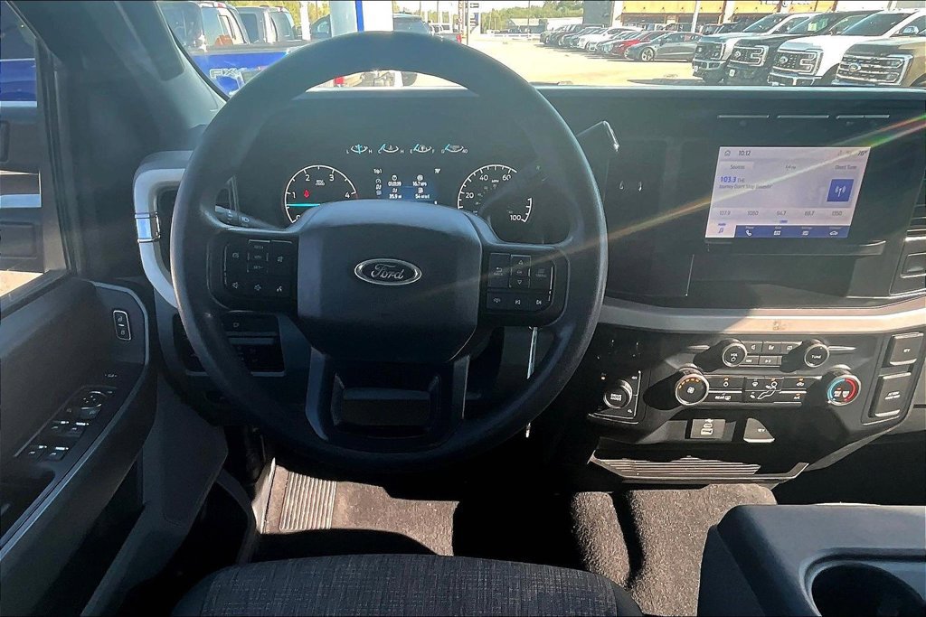 Used 2024 Ford F250 XLT w/ FX4 Off-Road Package AWD/4WD image 5