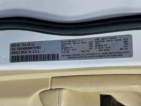 Used 2021 Jeep Grand Cherokee L Limited AWD/4WD image 34