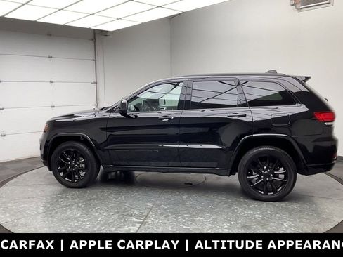 Used 2022 Jeep Grand Cherokee Laredo X AWD/4WD image 39