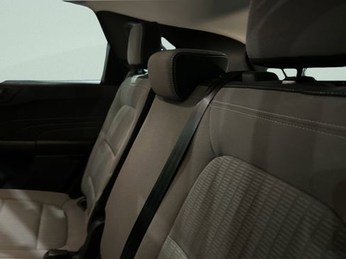 Used 2022 Ford Escape S image 15