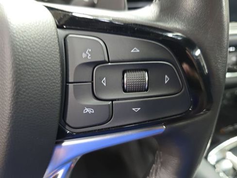 Used 2023 Buick Enclave Essence w/ Experience Buick Package AWD/4WD image 23