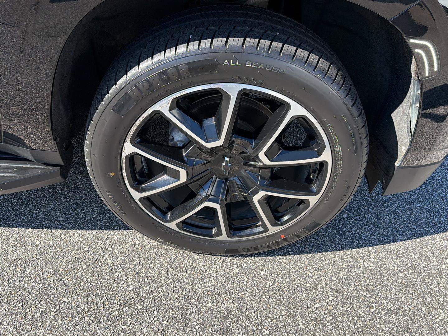 Used 2021 Chevrolet Suburban RST w/ Luxury Package RWD image 46