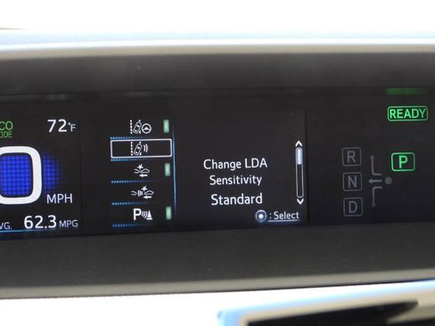 Used 2019 Toyota Prius L Eco image 65