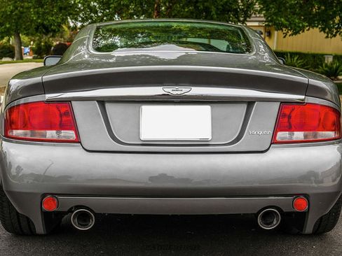 Used 2002 Aston Martin Vanquish RWD image 7