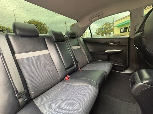 Used 2013 Toyota Camry SE FWD image 15