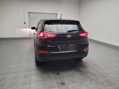 Used 2018 Hyundai Tucson SE w/ Cargo Package FWD image 6