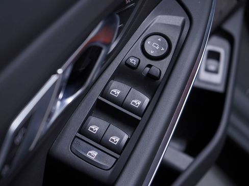 Used 2023 BMW M3 Competition image 17