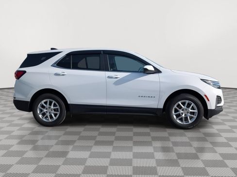 Used 2022 Chevrolet Equinox LT AWD/4WD image 6
