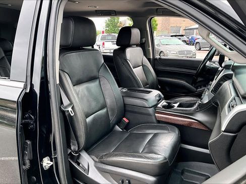 Used 2019 GMC Yukon SLT image 9