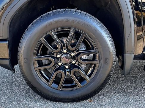 Used 2023 GMC Sierra 1500 Elevation w/ LPO, Elevation Black Package image 7