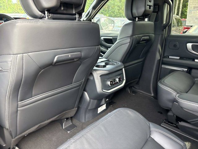 New 2027 Ford Expedition Platinum w/ Stealth Appearance Package AWD/4WD image 17