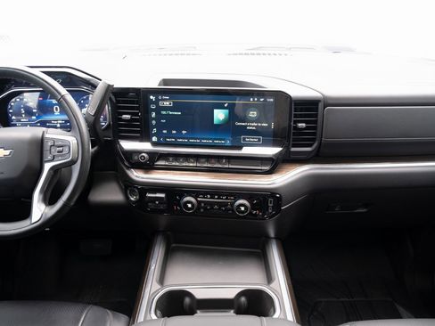 Used 2024 Chevrolet Silverado 2500 LT w/ Safety Package image 20