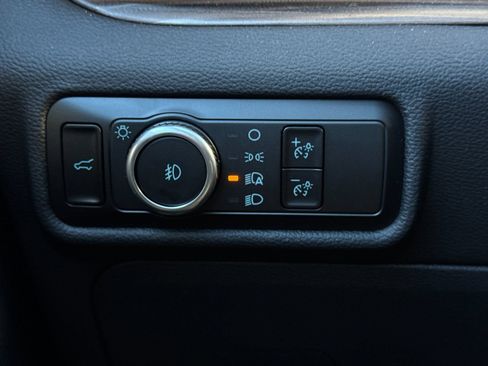 Used 2024 Ford Explorer Limited w/ Equipment Group 301A image 32