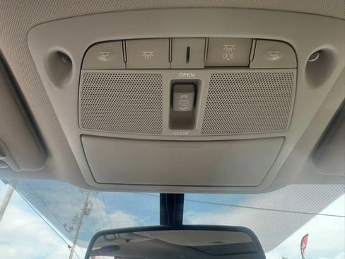 Used 2015 Nissan Murano SL w/ SL Technology Package FWD image 21