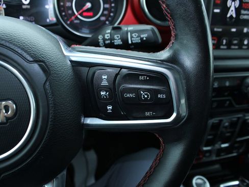 Used 2019 Jeep Wrangler Unlimited Rubicon AWD/4WD image 37