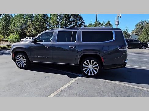 Used 2024 Jeep Grand Wagoneer L 4WD image 24