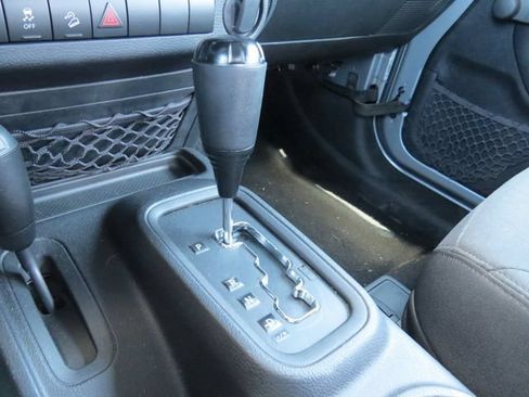 Used 2016 Jeep Wrangler Sport AWD/4WD image 18