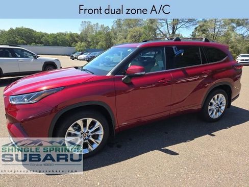 Used 2022 Toyota Highlander Limited AWD/4WD image 7