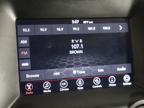 Used 2020 Dodge Durango SXT AWD/4WD image 31