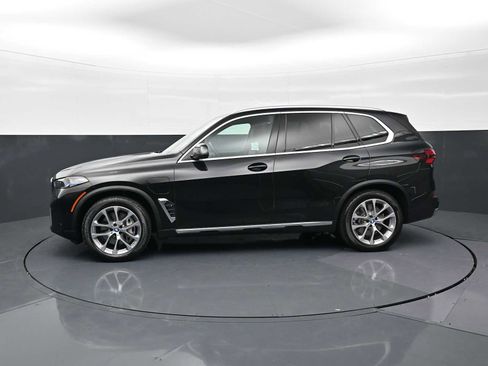 Used 2024 BMW X5 xDrive50e w/ Premium Package AWD/4WD image 8