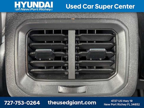 Used 2023 Volkswagen Tiguan SEL R-Line AWD/4WD image 18