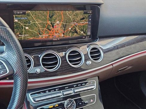 Used 2018 Mercedes-Benz E 300 E 300 image 14