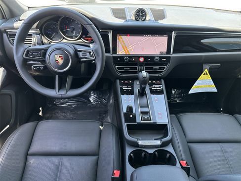 New 2025 Porsche Macan image 13