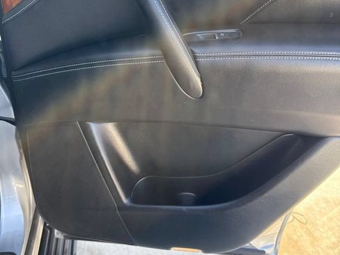 Used 2019 INFINITI QX80 Luxe w/ All-Season Package RWD image 21