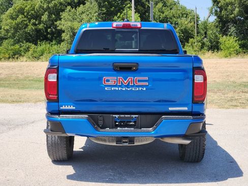 Used 2024 GMC Canyon Elevation w/ Convenience Package AWD/4WD image 6