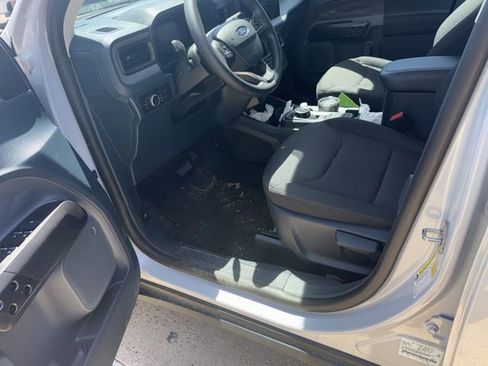 Used 2025 Ford Maverick XL w/ Equipment Group 102A image 5