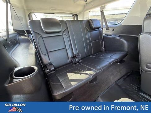 Used 2018 GMC Yukon XL SLT w/ Premium Edition AWD/4WD image 22