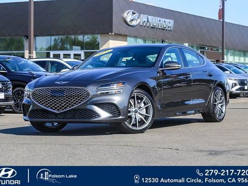 Used 2025 Genesis G70 2.5T RWD image 1