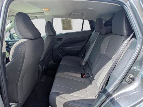 Used 2026 Subaru Crosstrek 2.0i Premium AWD/4WD image 12