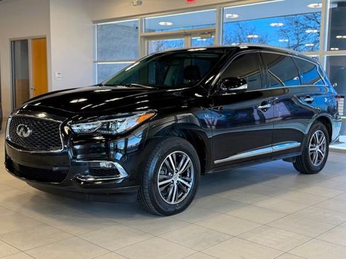 Used 2017 INFINITI QX60 Luxe w/ Premium Plus Package image 4