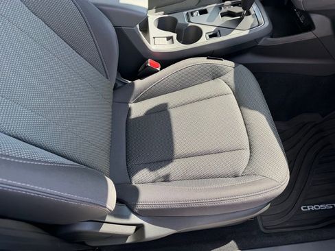 Used 2024 Subaru Crosstrek 2.0i Premium image 17