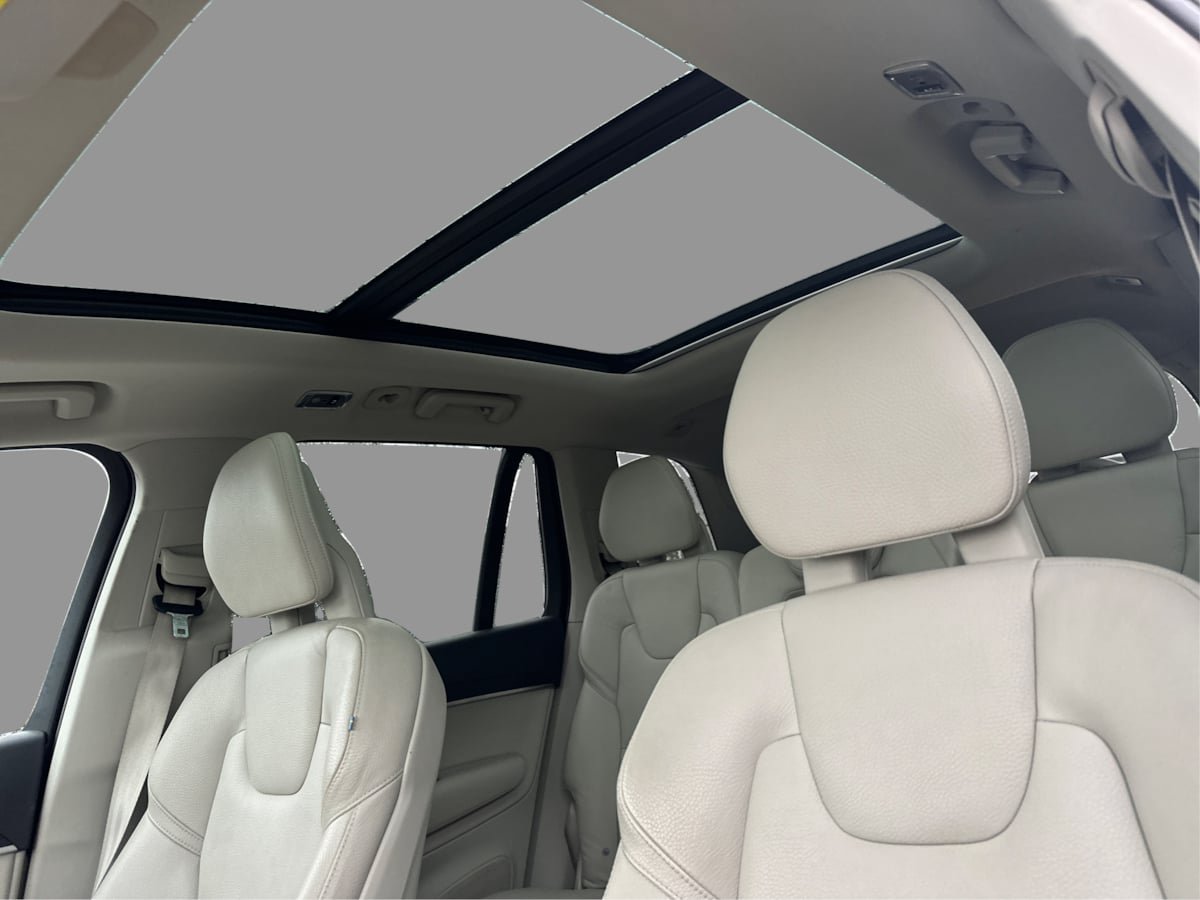 Used 2020 Volvo XC90 T6 Momentum w/ Protection Package Premier AWD/4WD image 28