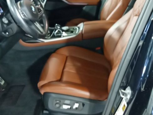 Used 2021 BMW X7 M50i w/ Cold Weather Package AWD/4WD image 9