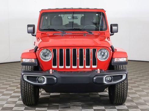 Used 2022 Jeep Wrangler Unlimited Sahara w/ Cold Weather Group AWD/4WD image 9