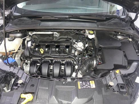 Used 2017 Ford Focus SE image 12