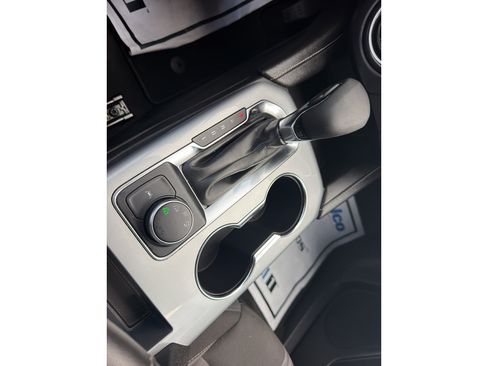 Used 2024 Chevrolet Blazer LT AWD/4WD image 19