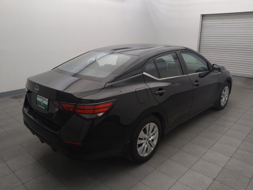 Used 2025 Nissan Sentra S FWD image 9