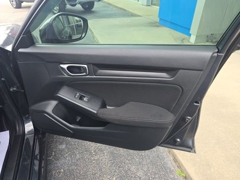 Used 2023 Honda Civic Sport image 39